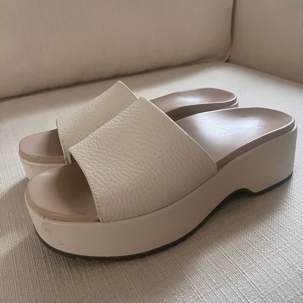 Vionic Women’s Sandal